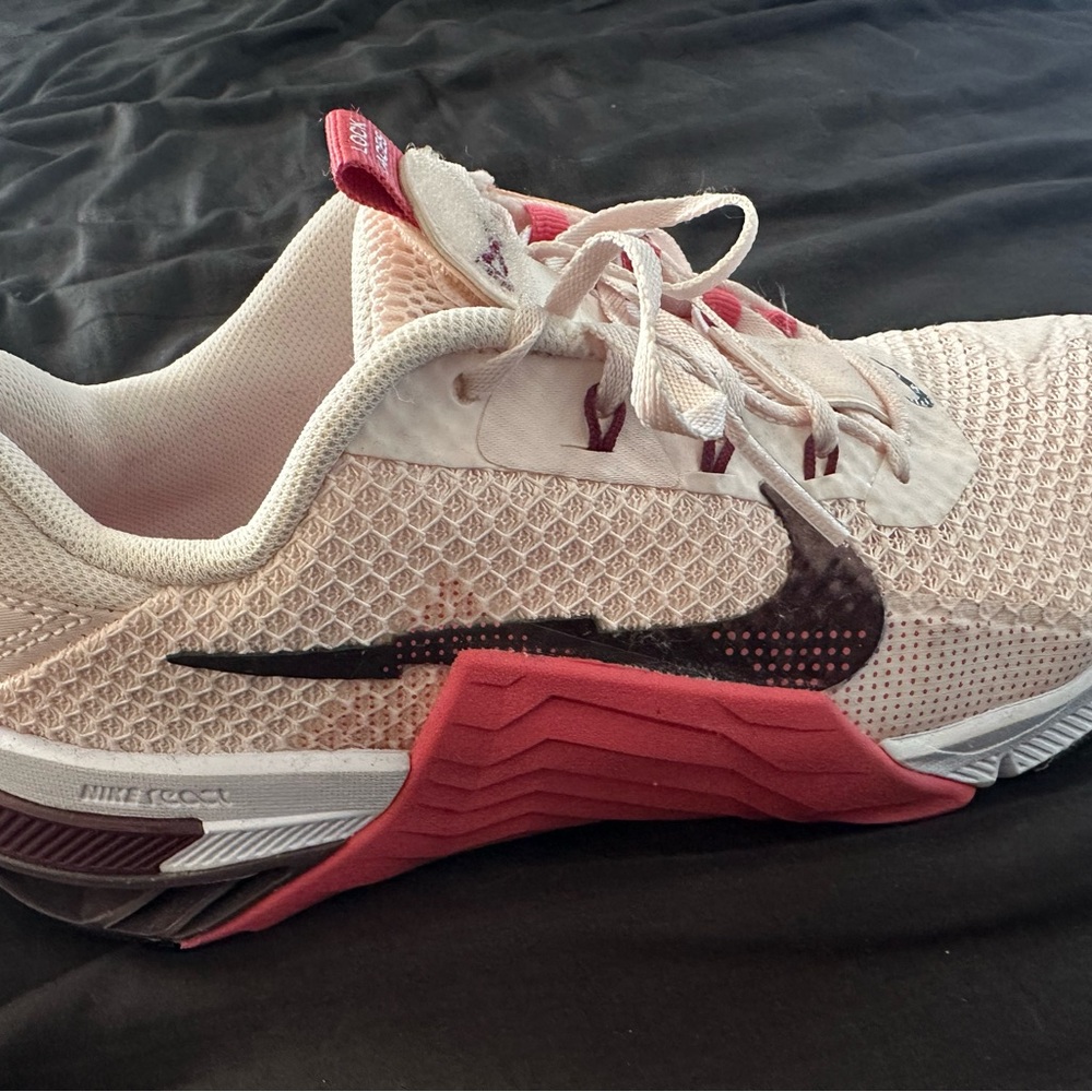 Nike Women's Metcon 7 - Pink - Size 7.5